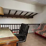 Hébergement de vacances Family House 4 Bedrooms - With Garden