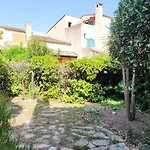 Hébergement de vacances Family House 4 Bedrooms - With Garden *